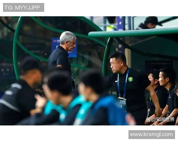 中场球星的领袖风采:他们如何掌控比赛节奏与球队命运 中场球星的领袖风采:他们如何掌控比赛节奏与球队命运