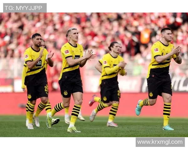 2025年全球足球球星好感度排行榜前十名揭晓球迷最爱球员一览 2025年全球足球球星好感度排行榜前十名揭晓球迷最爱球员一览